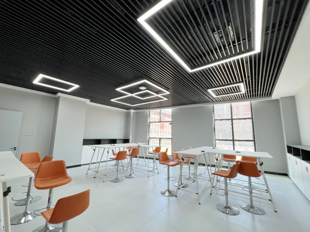 财信证券袁闯：资本市场内在稳定性不断提升 赋能新质生产力高质量发展