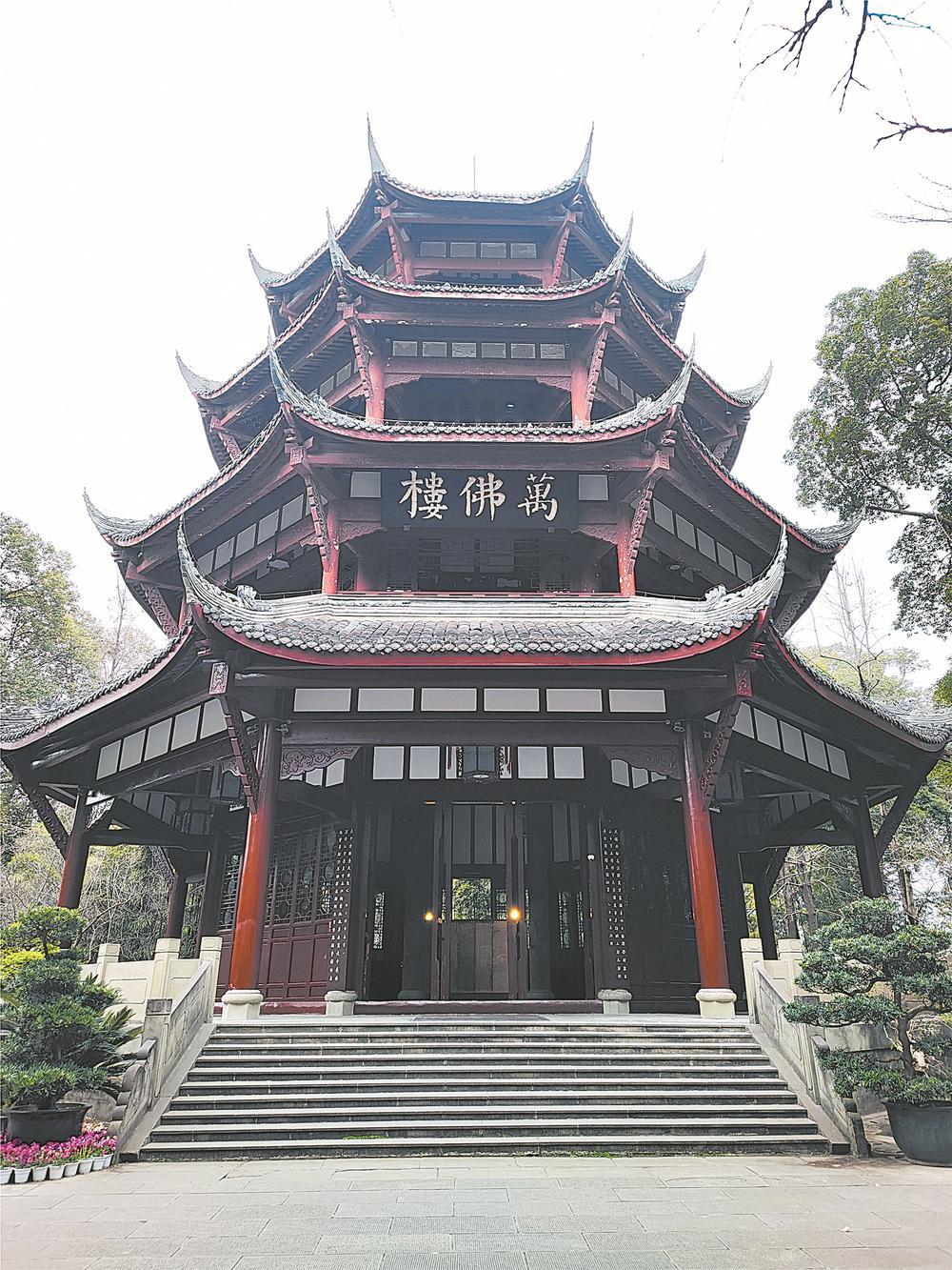 故里太白楼蓬安县周子古镇财神楼位于都江堰市玉垒山的玉垒阁视野开阔