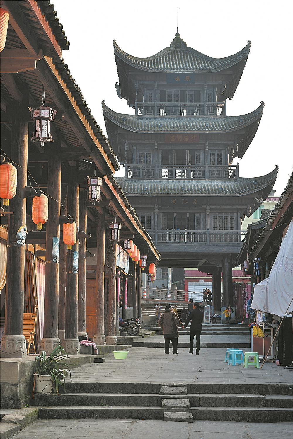 青城山老君阁理县薛城古镇筹边楼 伯德摄于1896年位于琴台路南端的