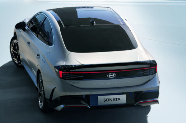 98万-18.68万元 北京现代第十一代索纳塔上市-新浪汽车