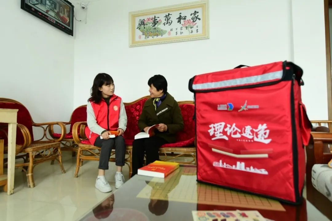 在双凤的广袤大地上,还有无数青年和他们一样,以袁隆平先生为榜样,以"