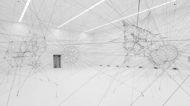 观展指南仲春时节的提香花神与水绘灵石