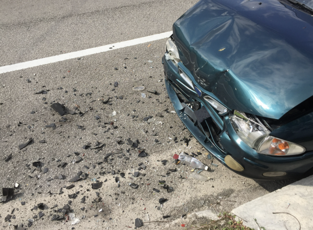 美国汽车协会一项2016年的研究表明,2011～2014年间,美国20万起车祸中