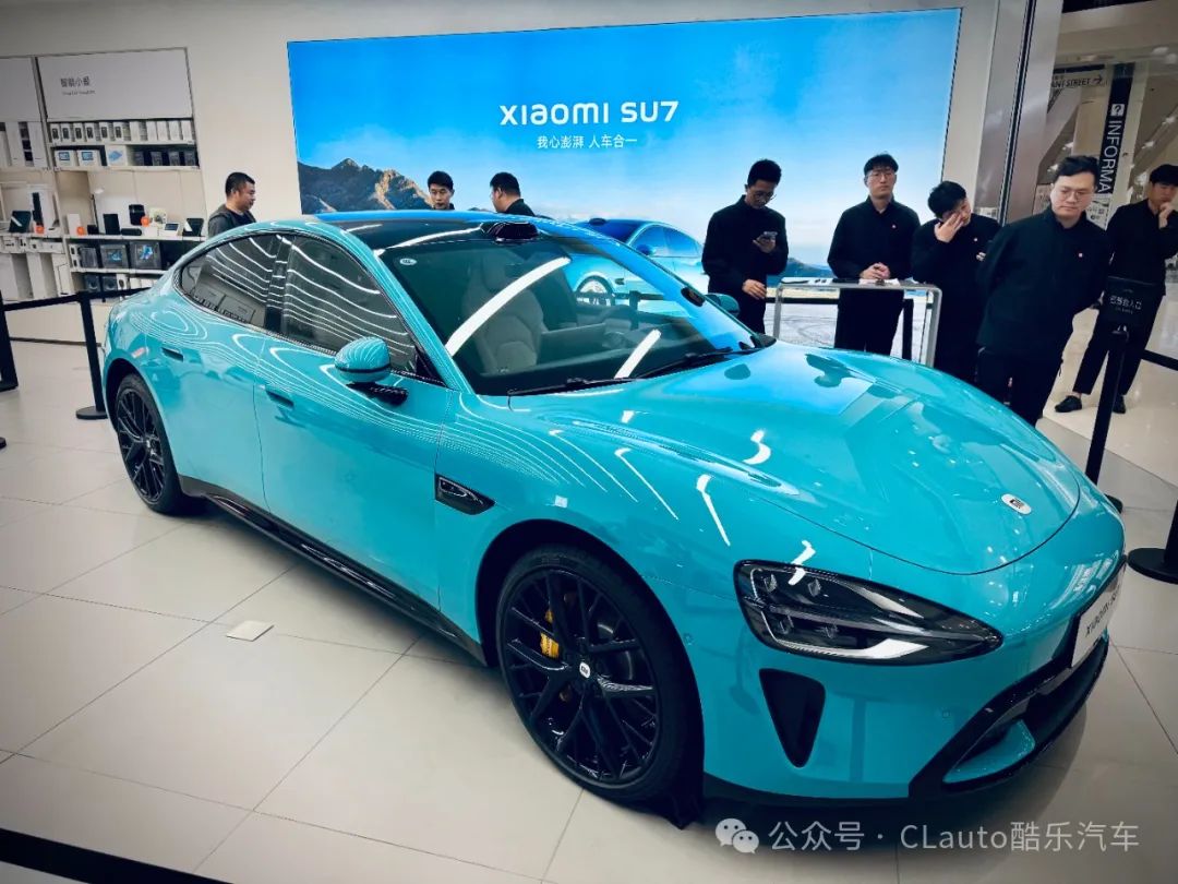 小米su7实拍图来了,3月28日晚7点正式发布 | 酷