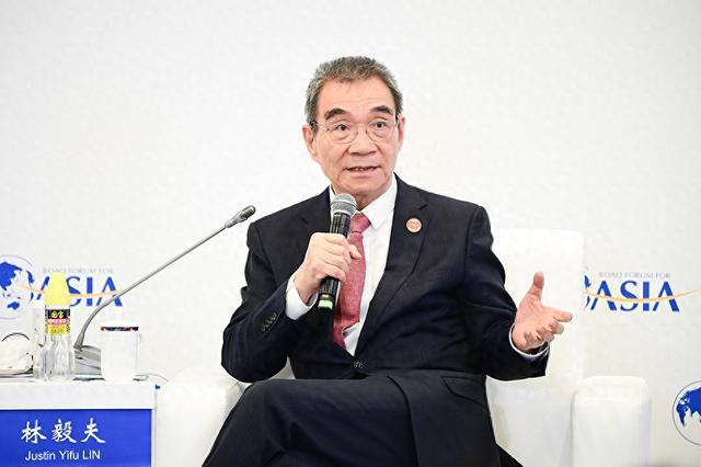 北京大学新结构经济学研究院院长,国家发展研究院名誉院长林毅夫 澎湃