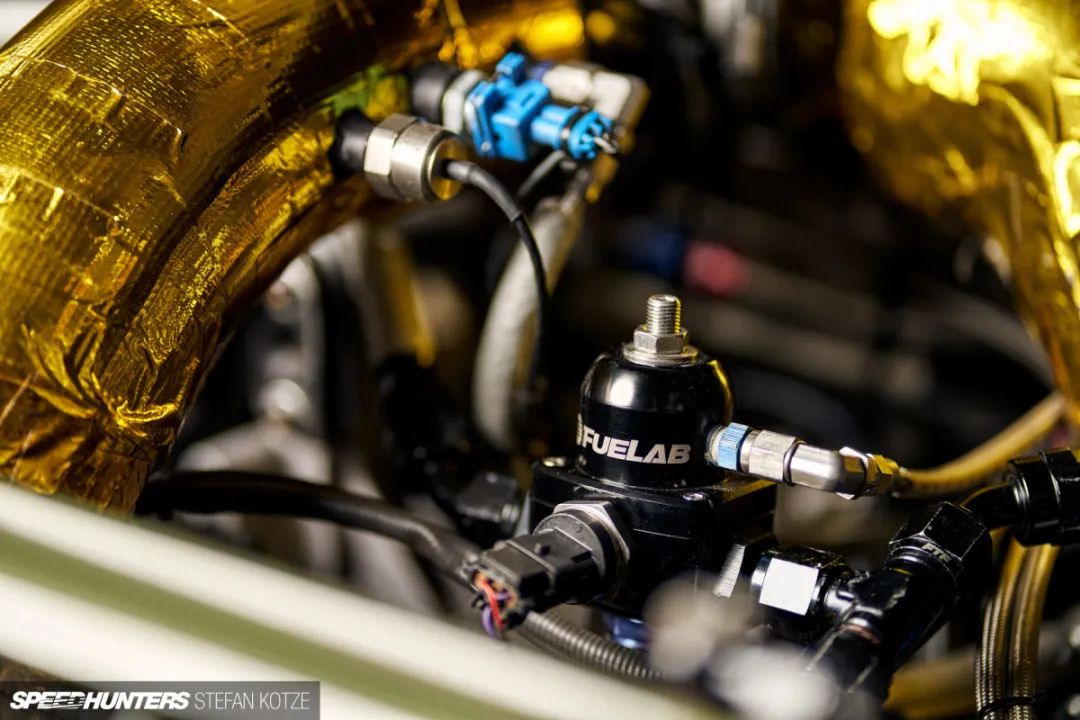 " 摧毁竞争对手 "—— 1300匹保时捷911的唯一目标|赛车_新浪财经