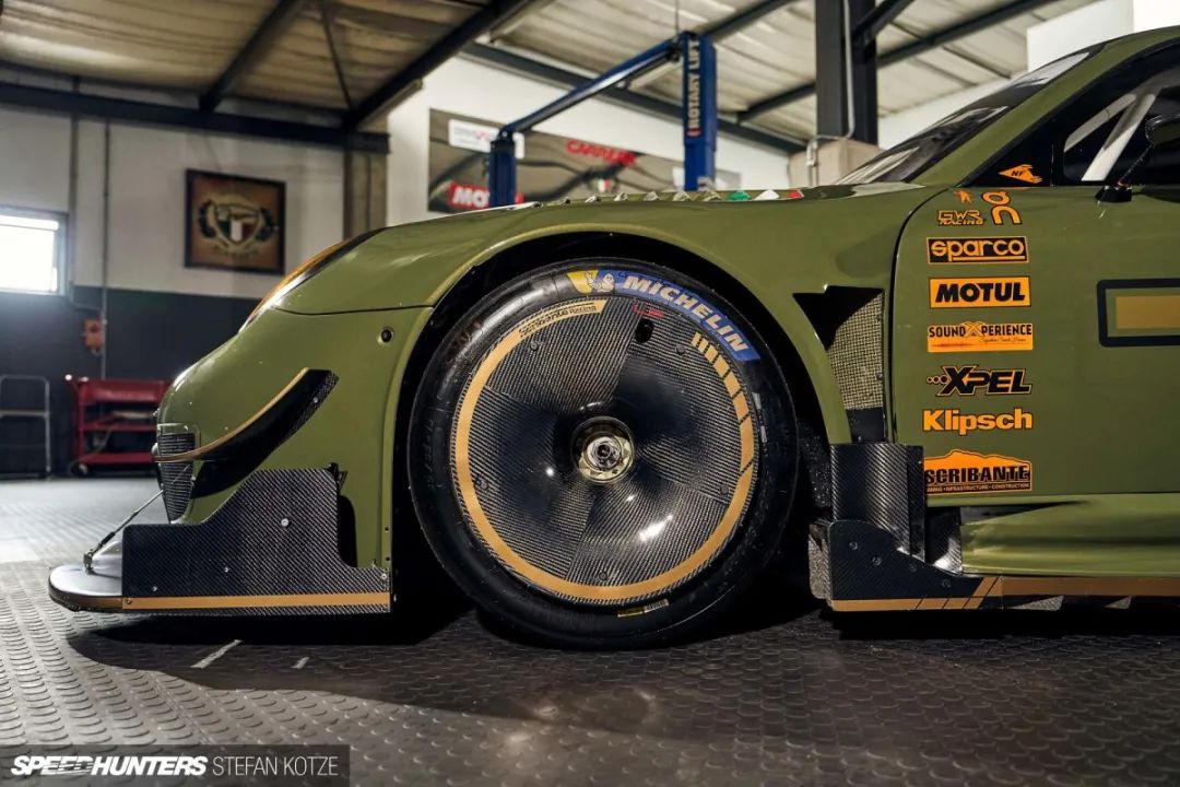 " 摧毁竞争对手 "—— 1300匹保时捷911的唯一目标|赛车_新浪财经