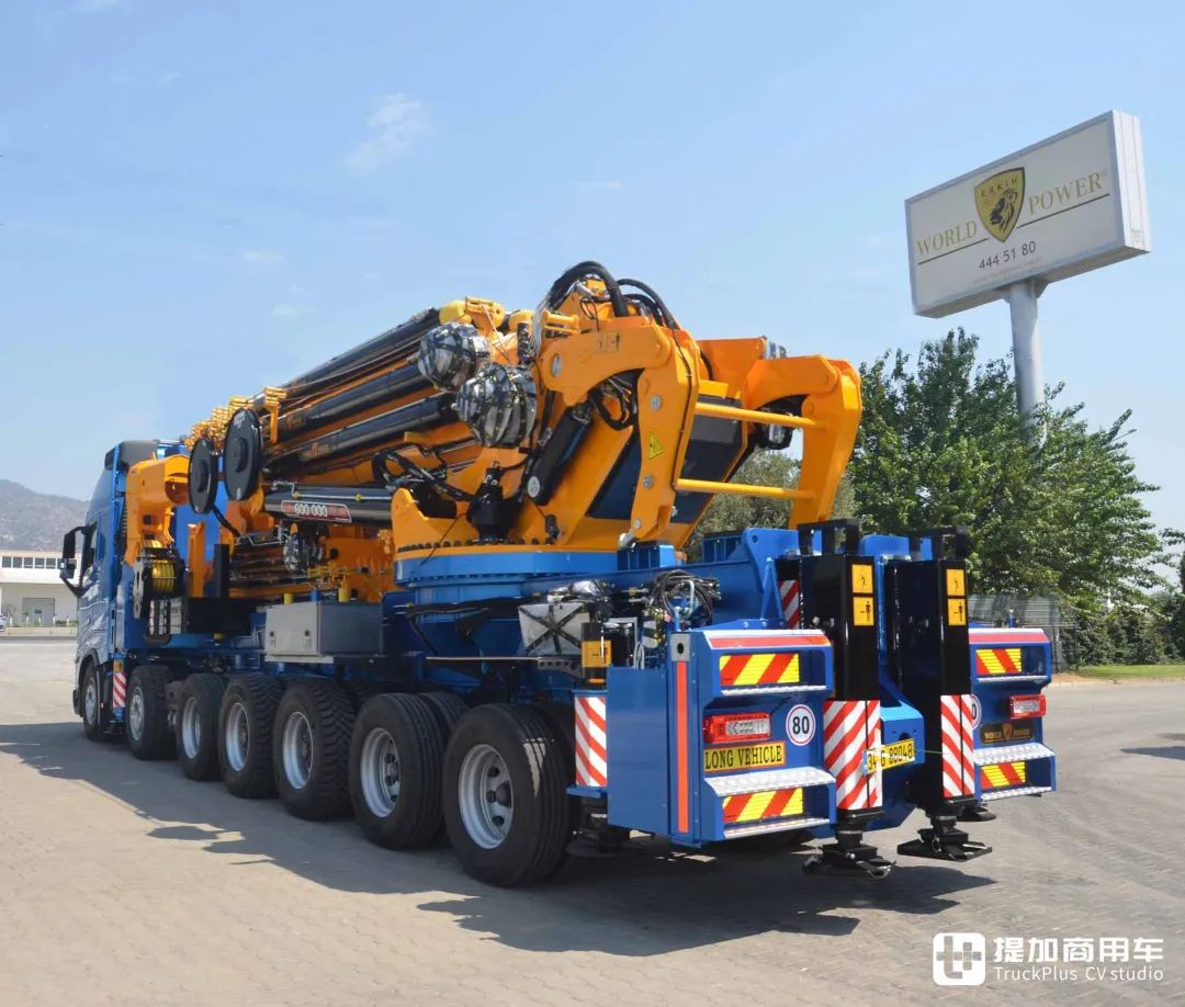 七轴14x4底盘750匹马力起重量160吨如此强悍的沃尔沃fh16卡车起重机