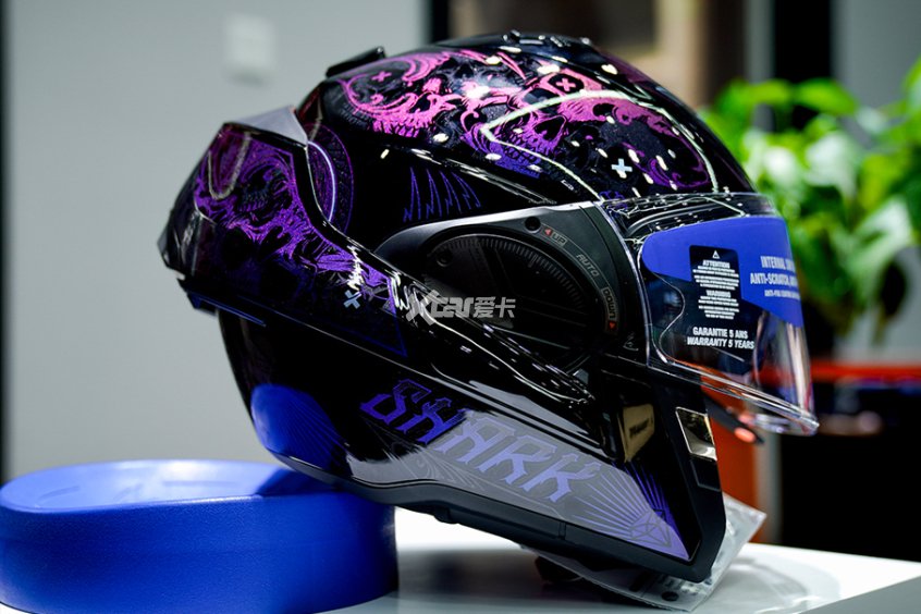 骐翼用品发布2024款shark头盔998元起