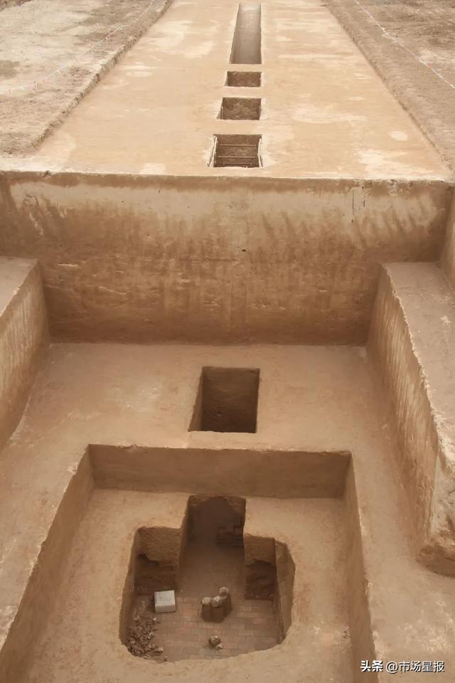 宇文觉墓葬发掘现场。 图片来源：文物陕西