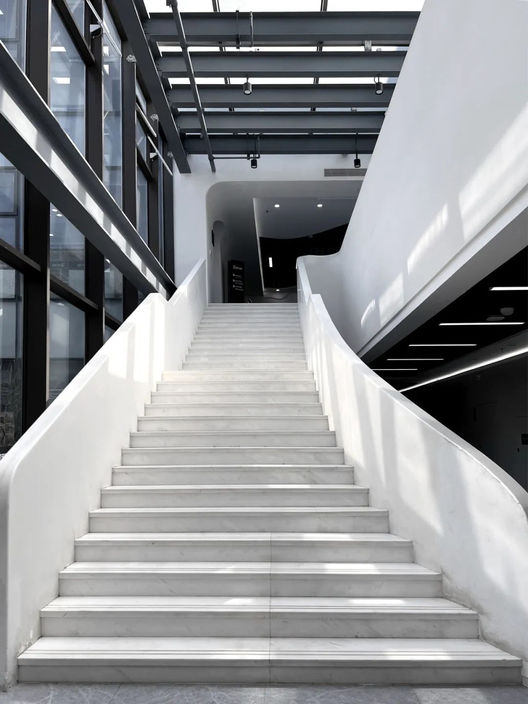 小辽探辽宁 | 不花钱过周末计划④打卡莫子山城市书房&莫子山公园