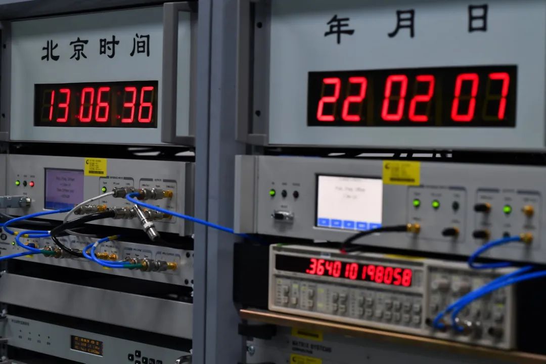 中国科学院国家授时中心时间频率基准实验室北京时间监测系统（2022年2月7日摄）。新华社记者 张博文 摄