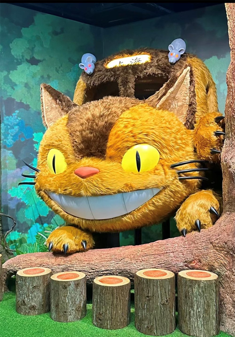 猫咪巴士波妞的水晶球泡泡里是最梦幻的一片海洋……水晶球泡泡吉卜力