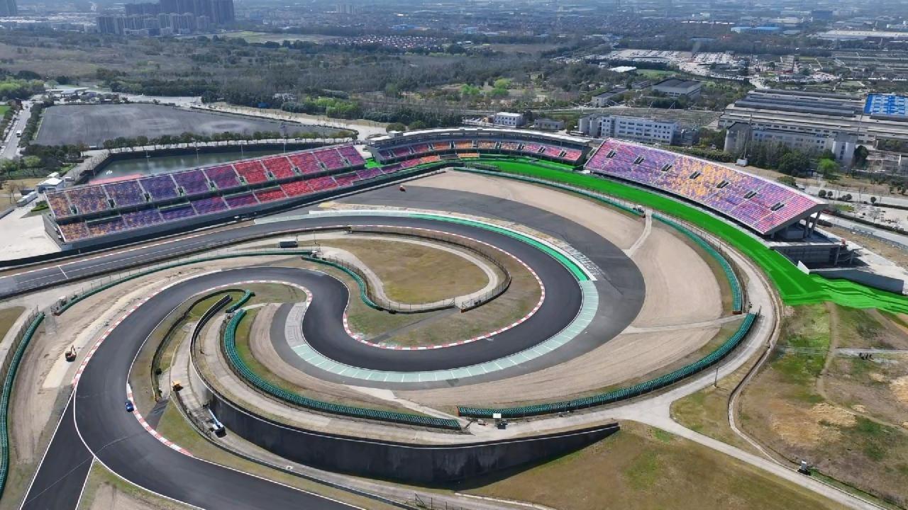 上海国际赛车场整装完毕等你来