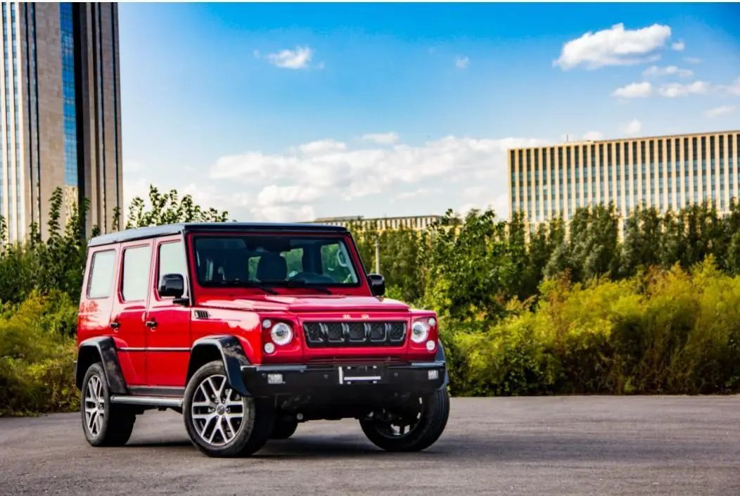 bj销量摔的跤伤了北京越野的腰