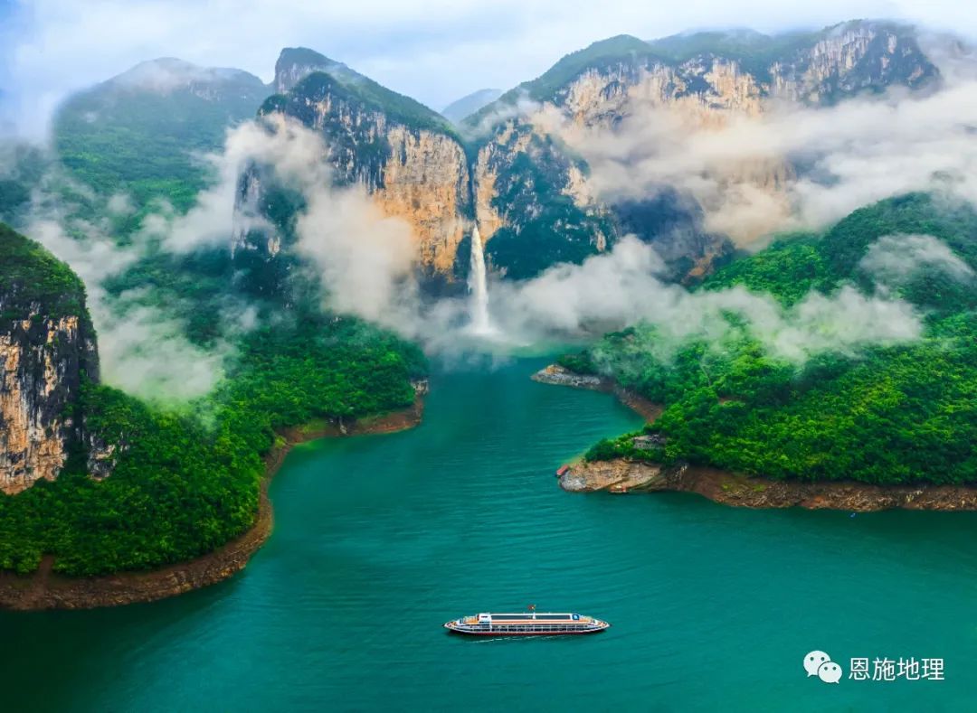 快来这几天在恩施拍不够根本拍不够