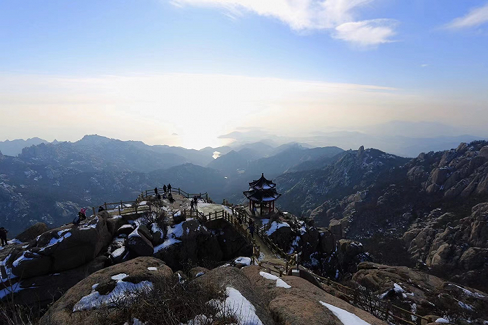 青岛崂山巨峰风景区.毕天宇摄