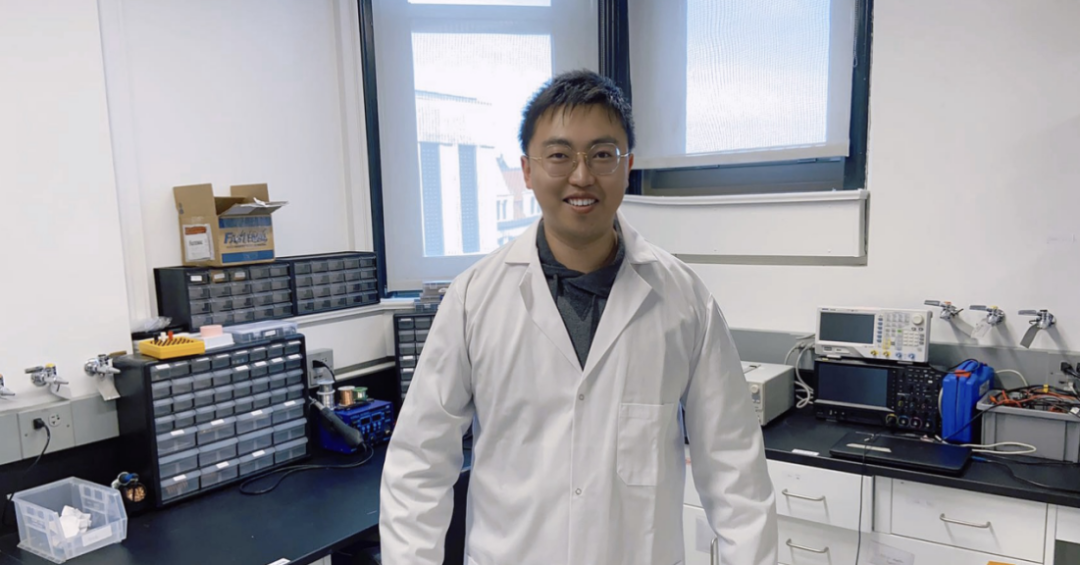 科学家“复活”二极管-忆阻器架构，优化AI计算机架构，有望实现高密度低功耗的AI功能单元|AI_新浪科技_新浪网