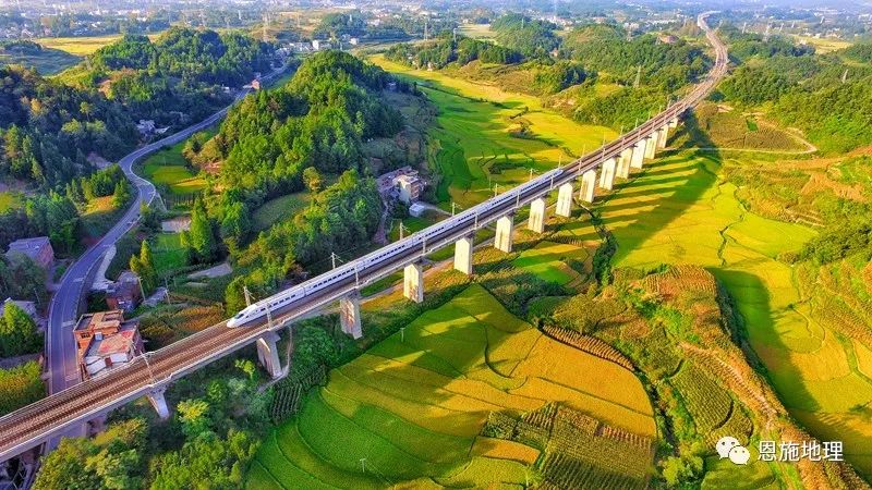 快来这几天在恩施拍不够根本拍不够