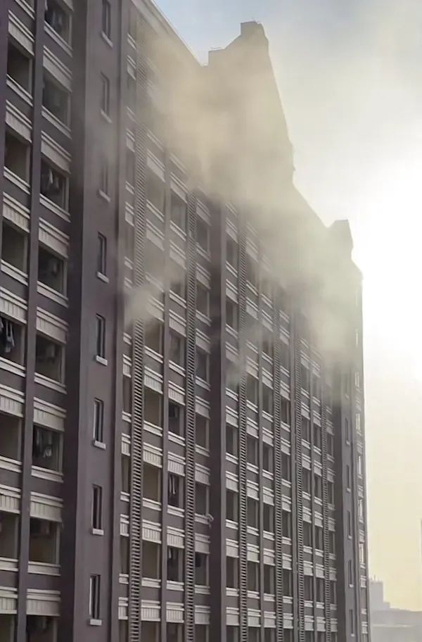 上海建桥学院一学生宿舍起火|火灾_新浪财经_新浪网