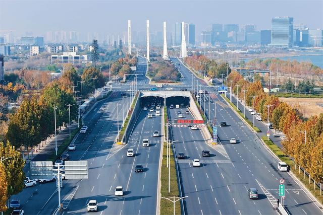 4月10日-4月29日,郑州北三环东延隧道夜间封闭施工_新浪财经_新浪网