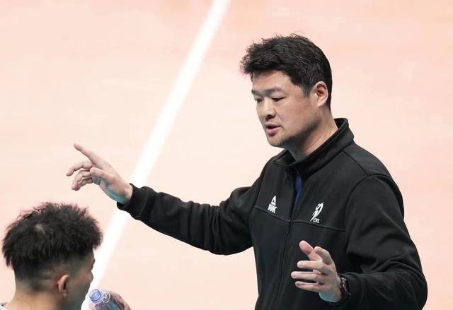 北汽男排晋级排超决赛 京沪男排第八次"巅峰对决"