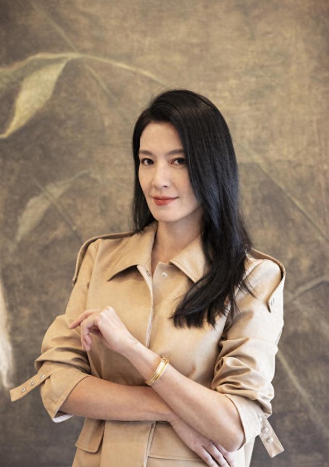 和大多数女演员不同,林熙蕾并没有年龄焦虑,对于衰老更愿坦然接受.