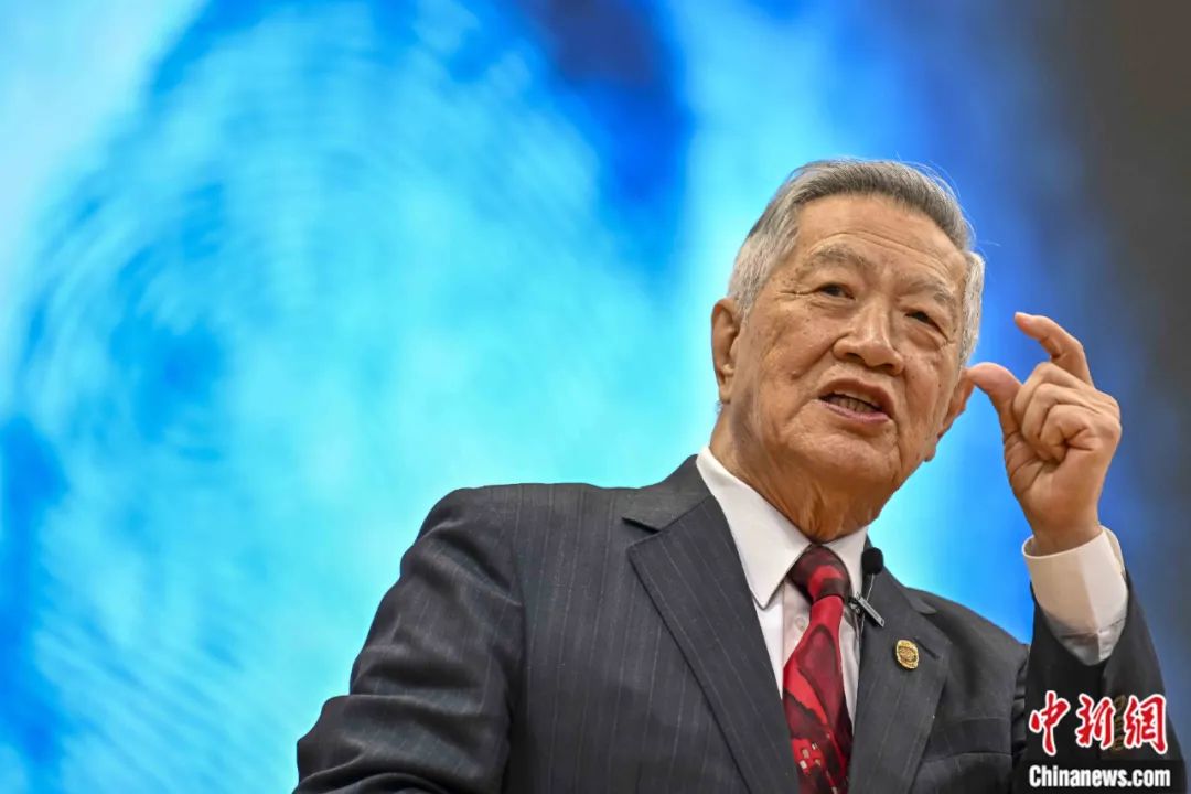 李昌钰:我不是神探,只是一个普通科学家|李昌钰_新浪财经_新浪网