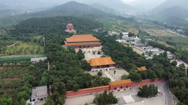 早于紫禁城而建的明长陵