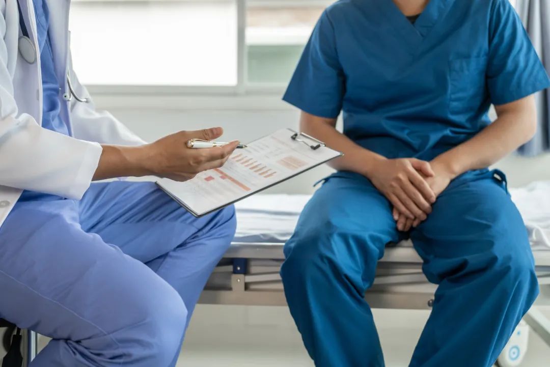 很重要的一点原因是——前列腺癌早期跟前列腺增生的症状几乎一