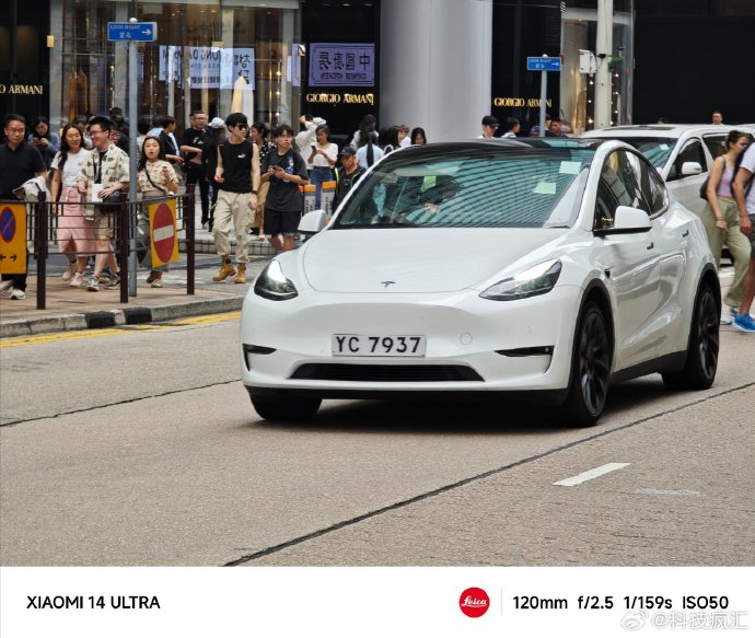 香港的特斯拉真的多到离谱特别是白色
