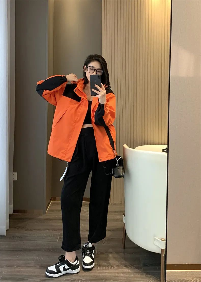 一衣穿三季,超实穿的冲锋衣一件才89元,防水防风防污