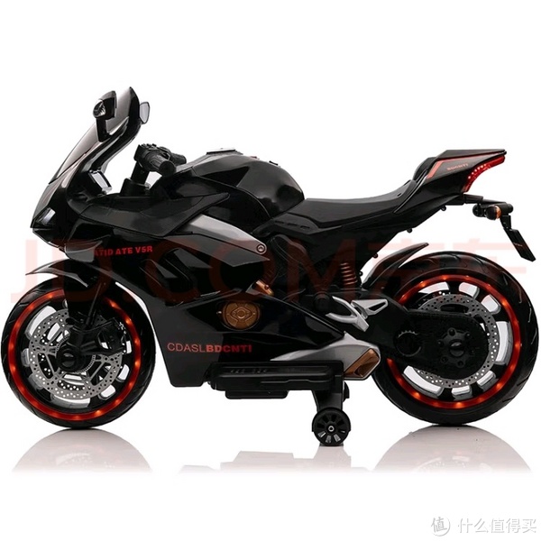 萌娃过春天儿童摩托车