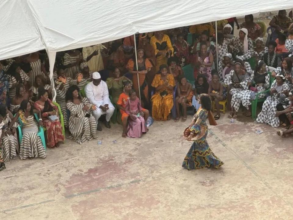 河南90后夫妻去非洲开超市年入百万