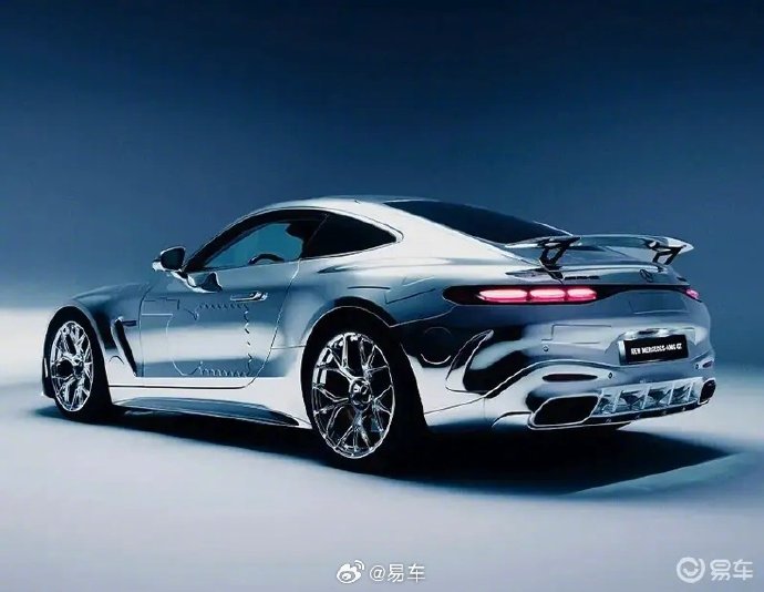 amggtsacai跨界联名涂装版官图4月20日amg品牌之夜亮相