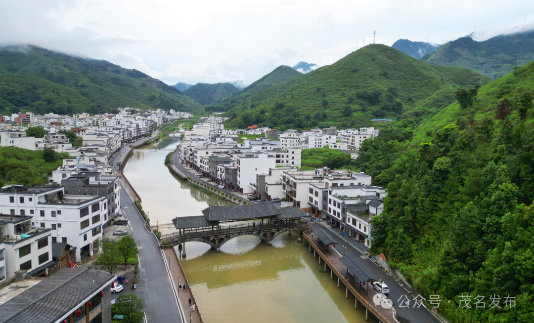 信宜市钱排镇双合村.