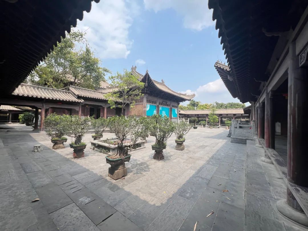 市区附近这条东莞小村,好逛到有自己的打卡地图!