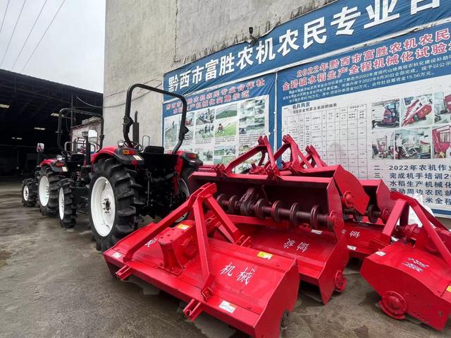 春耕图里的"机械范儿" ——毕节市20余万台(套)台农机具备战春耕走笔