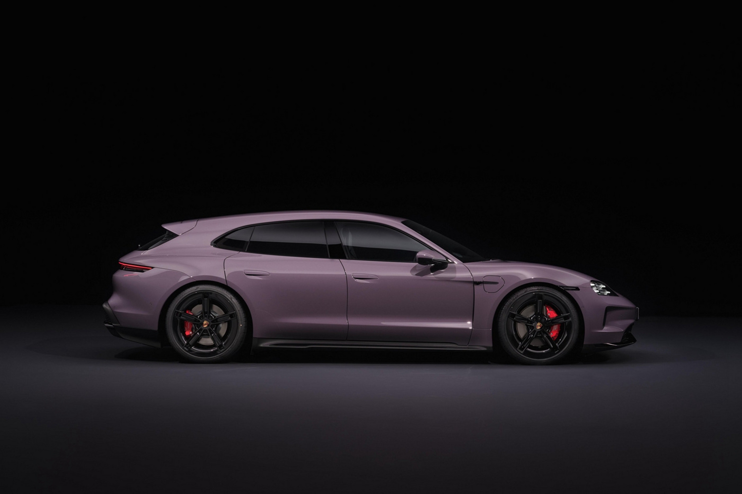 新款保时捷taycan开启预售售价1008万元起