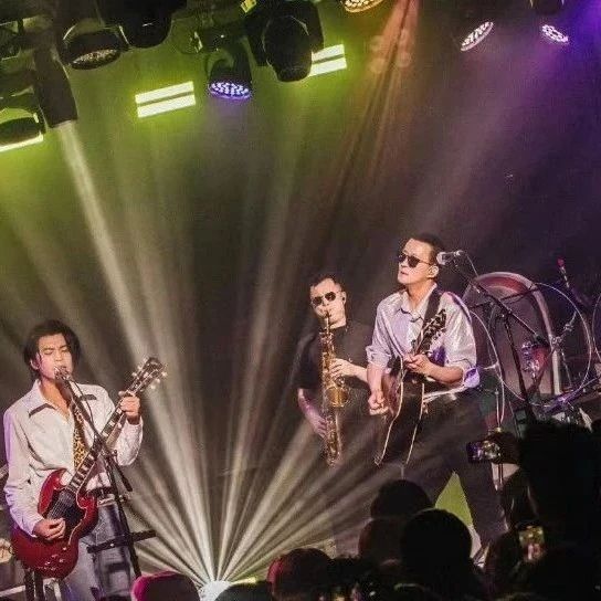 五条人「时代恋曲」全国巡演｜纯享版「初恋」已上线|恋曲|全国巡演|时代_新浪新闻