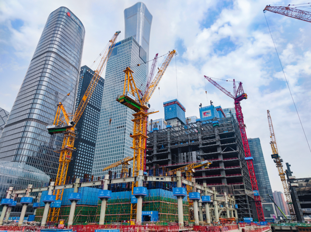 高度突破百米大关北京朝阳cbd核心区再添新大楼