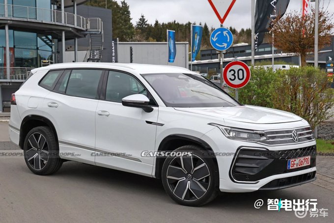 大众新途观运动版曝光北京车展开启预售内饰酷似保时捷