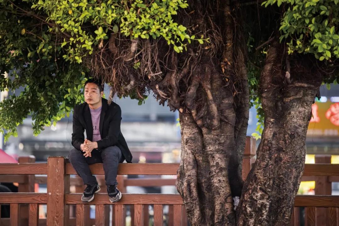 临时工真相那些车里的有钱人现金未必有你多