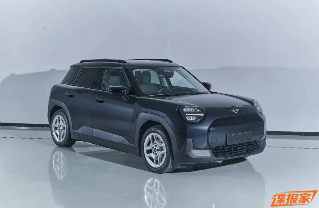 车身还有奔驰logo?时尚拉风小精灵!|smart_新浪财经_新浪网