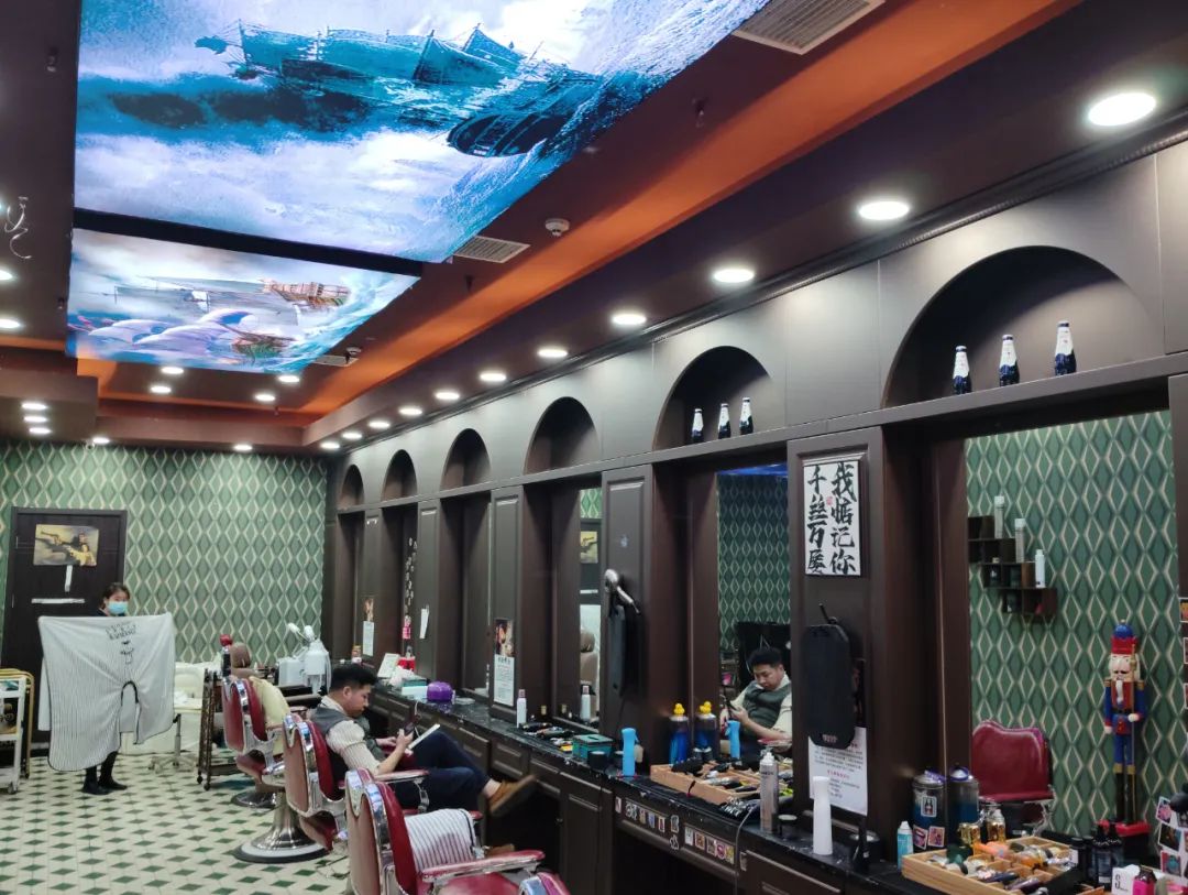 为什么大街上的男士理发馆越来越多了