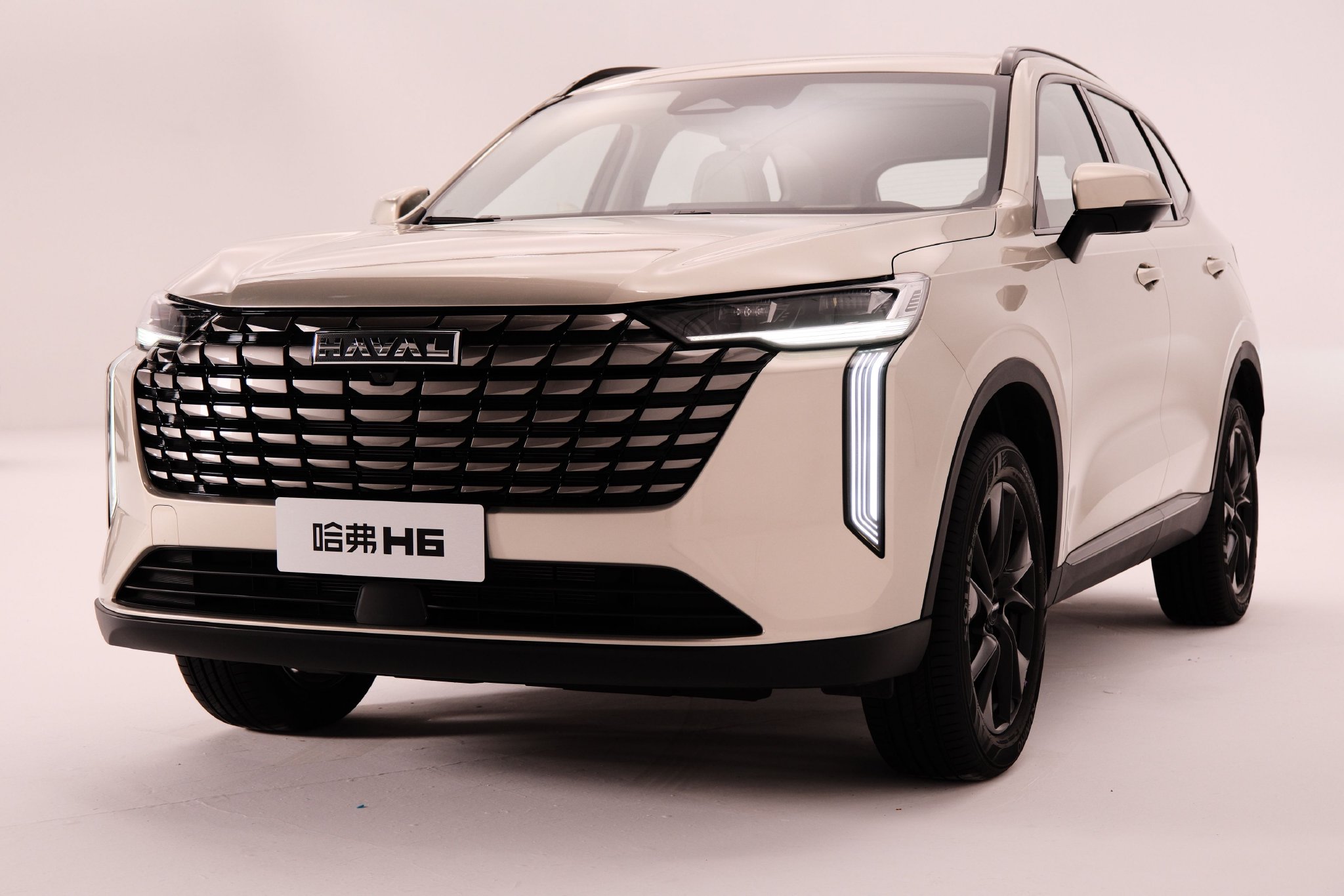 新一代哈弗h6前脸爆改,颜值,质感大涨