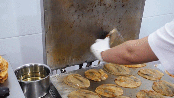 油用的很少，只刷在烤机上，且只刷一遍