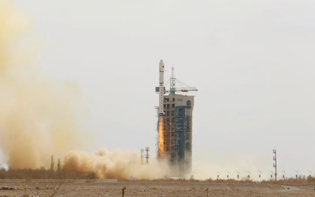 长二丁火箭发射瞬间。图片来源：中国航天科技集团，陈小龙 摄