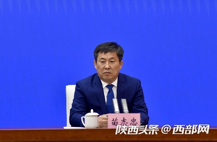 西安市灞桥区委书记苗志忠西部网讯(记者 陈嘉欣)"过去一年,灞桥区