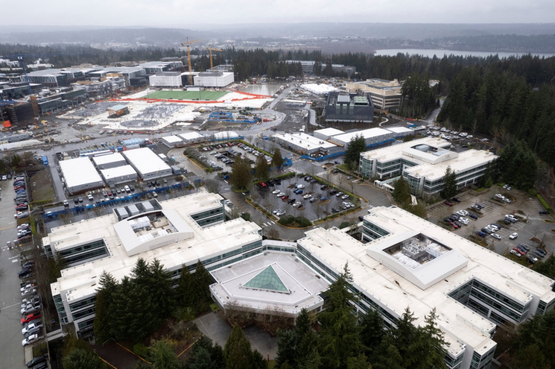 美国雷德蒙德微软总部(无人机照片).新华社/路透